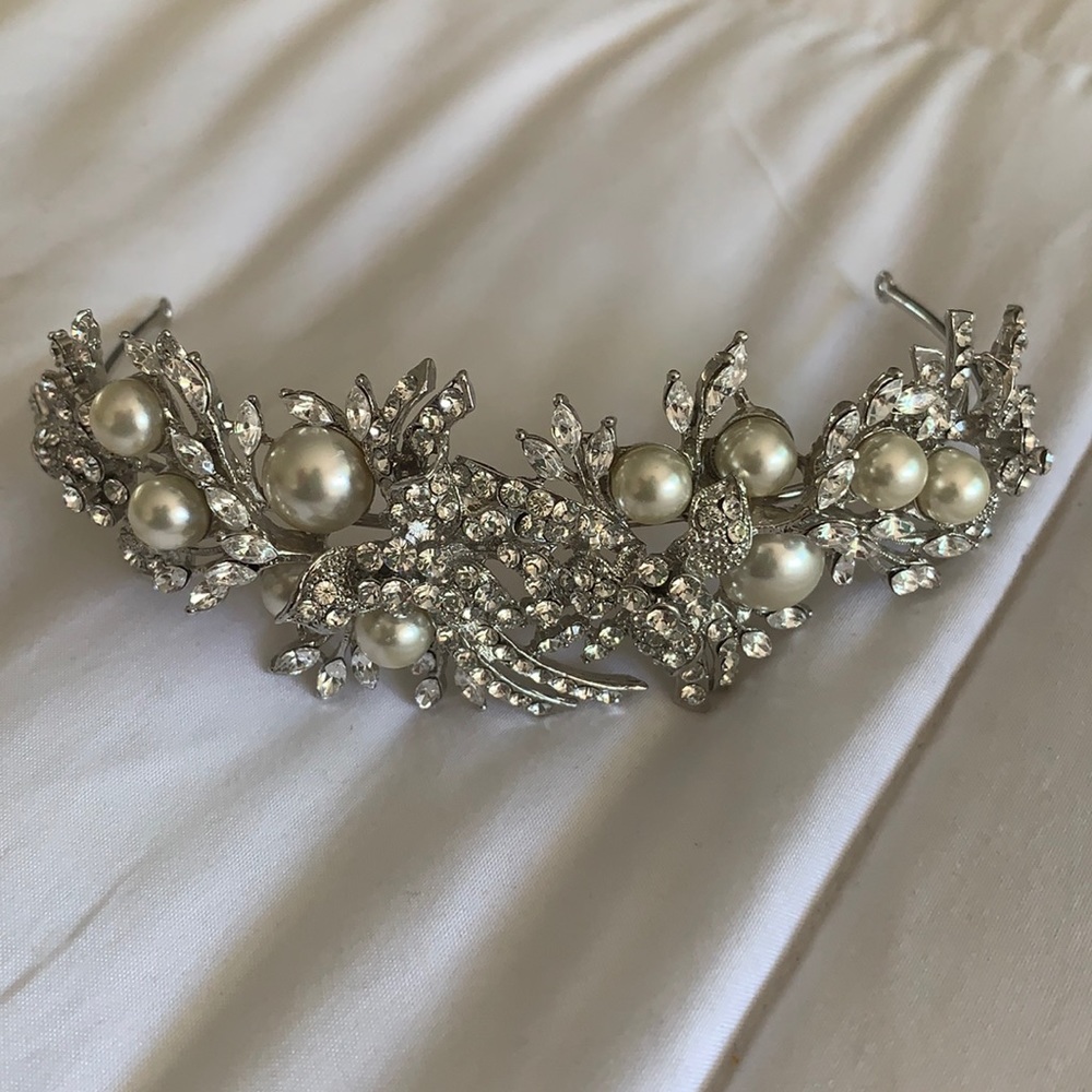 Head Piece Black Pearls Diamonds crystals